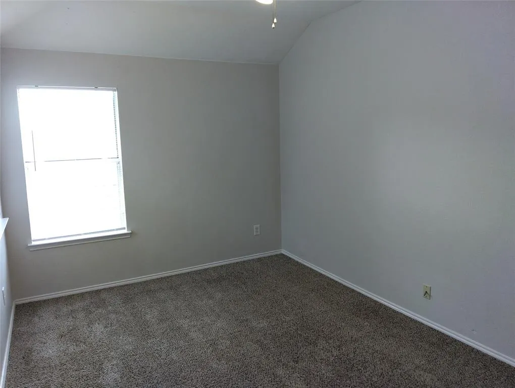 1133 Mockingbird Drive