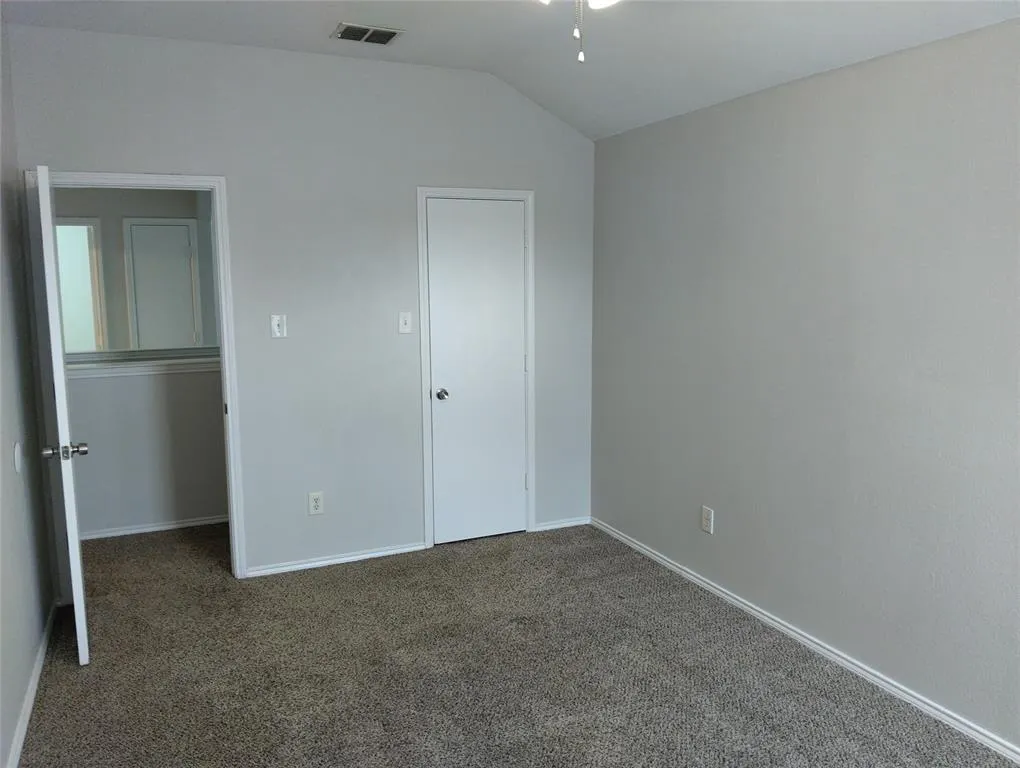 1133 Mockingbird Drive