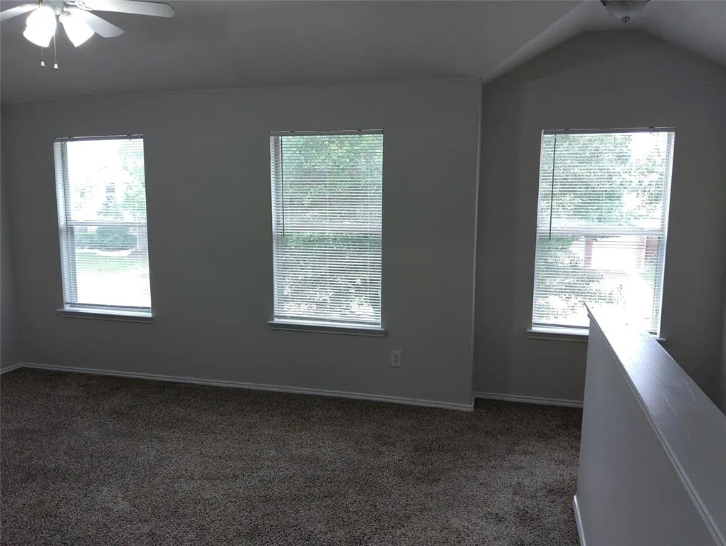 1133 Mockingbird Drive