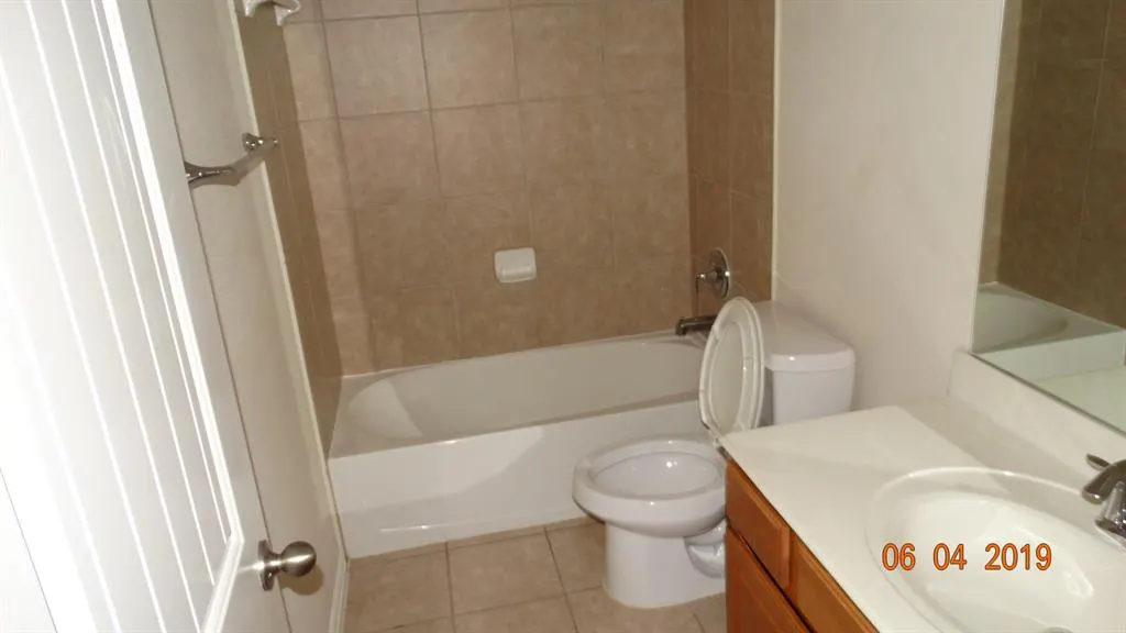 3412 PORTER CREEK
