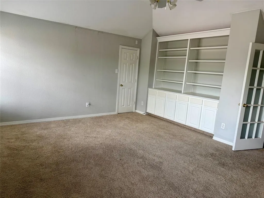4309 Wingren Drive