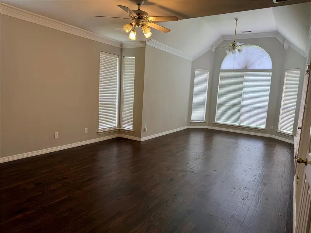 4309 Wingren Drive