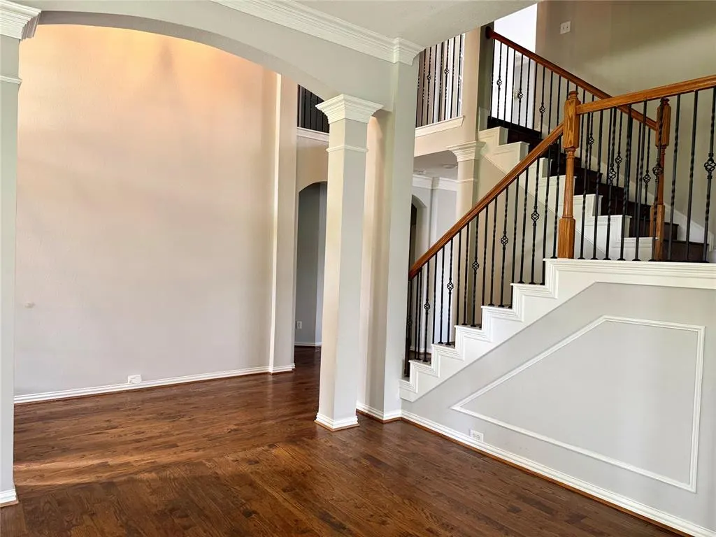 4309 Wingren Drive