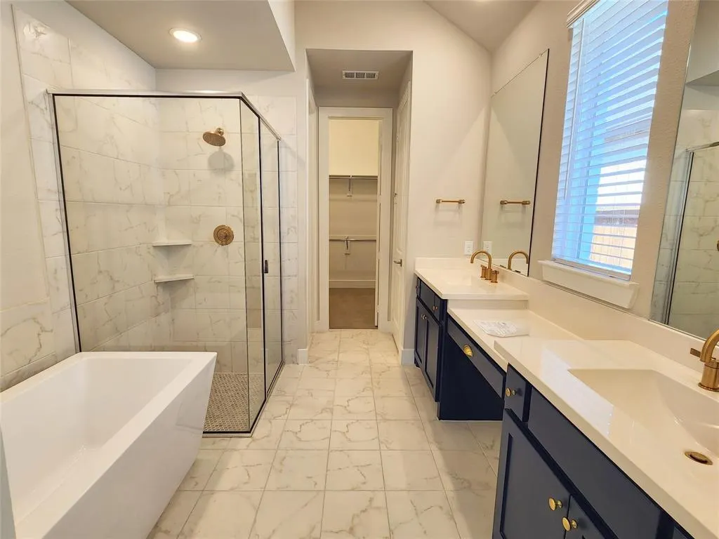 1501 Waxwing Place