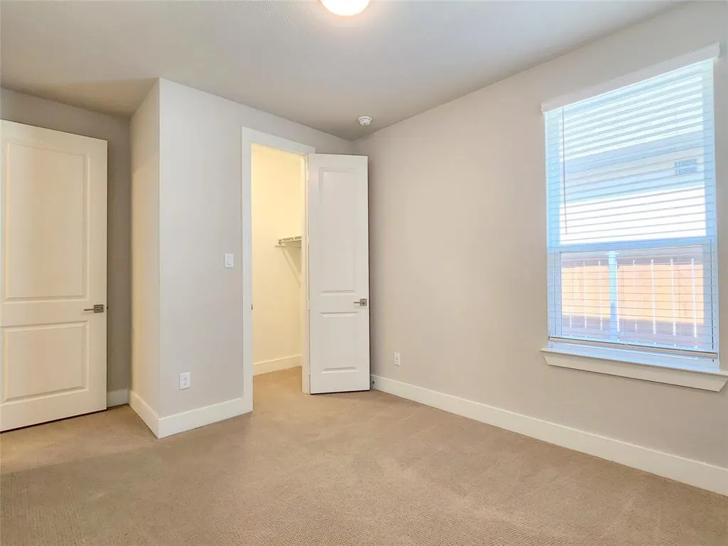 1501 Waxwing Place