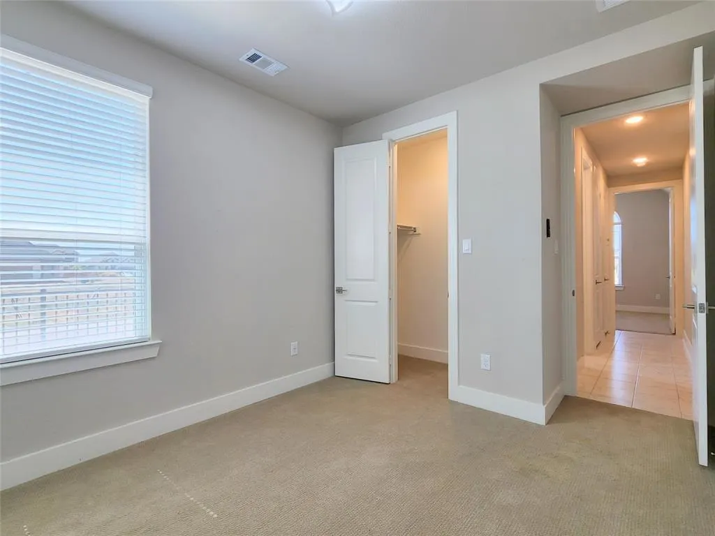 1501 Waxwing Place