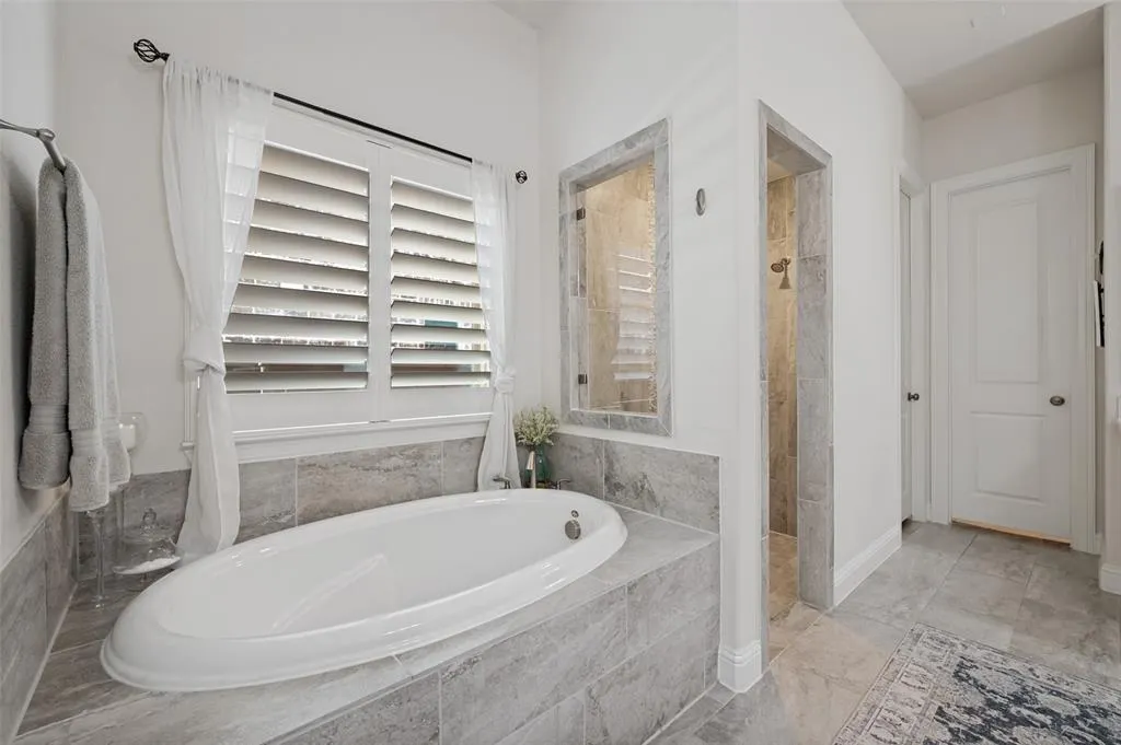 2144 Nassau Drive
