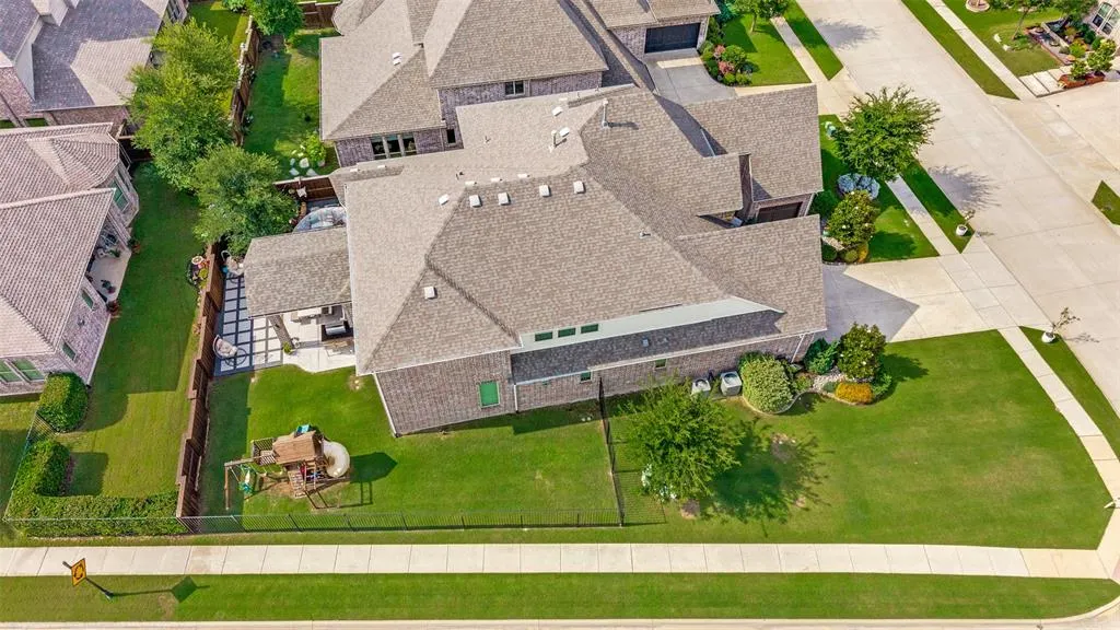 2144 Nassau Drive