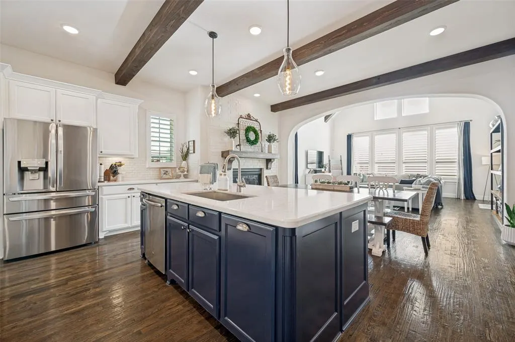 2144 Nassau Drive