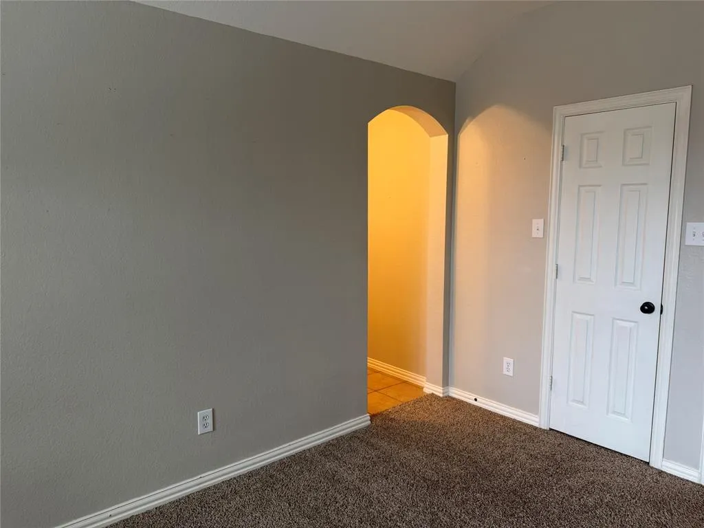 1716 Lake Wood Trail