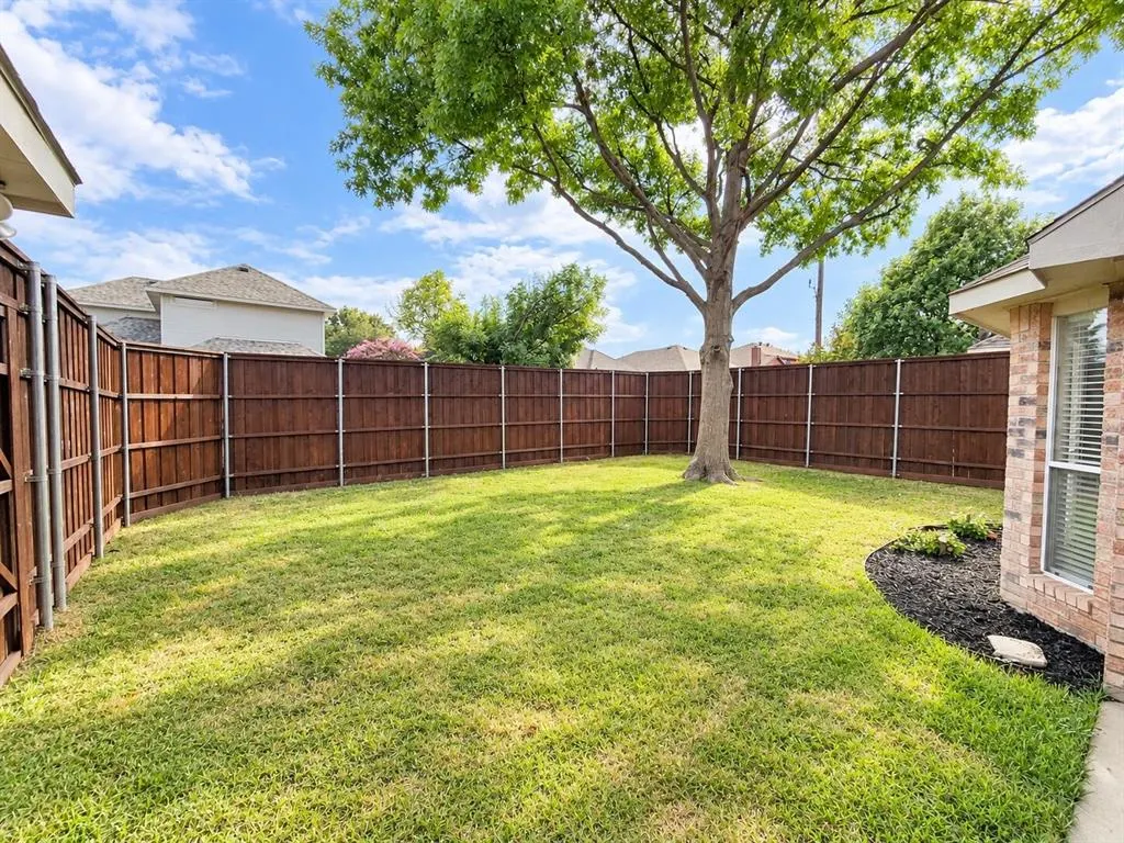 11701 Amber Valley Drive