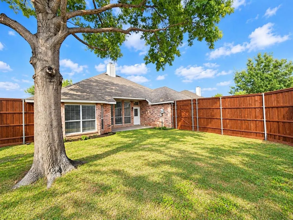 11701 Amber Valley Drive