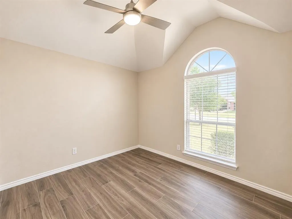 11701 Amber Valley Drive