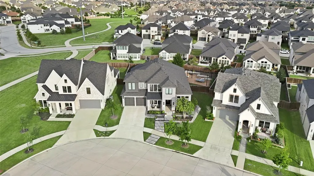 3541 Cedar Cottage Circle