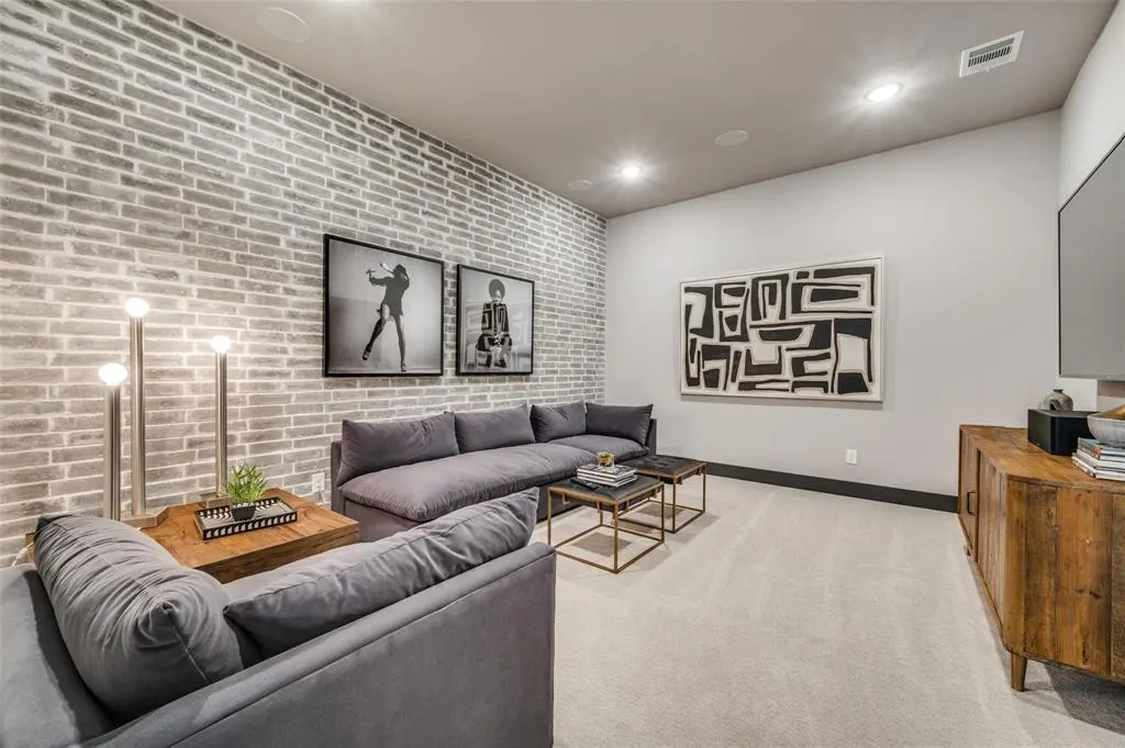 3541 Cedar Cottage Circle