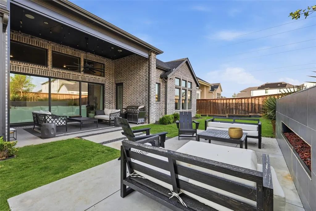 3541 Cedar Cottage Circle