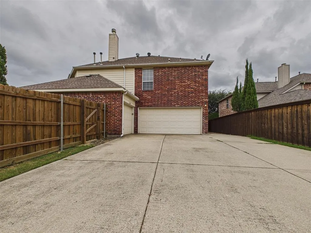 9854 Deerfield Drive