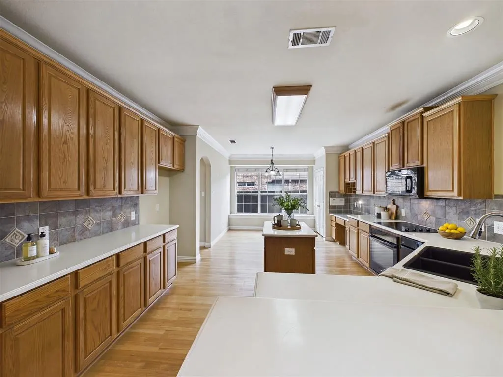 9854 Deerfield Drive