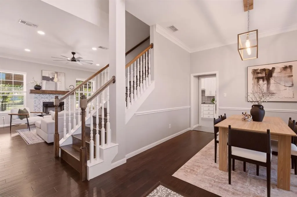 1915 Thornberry Drive