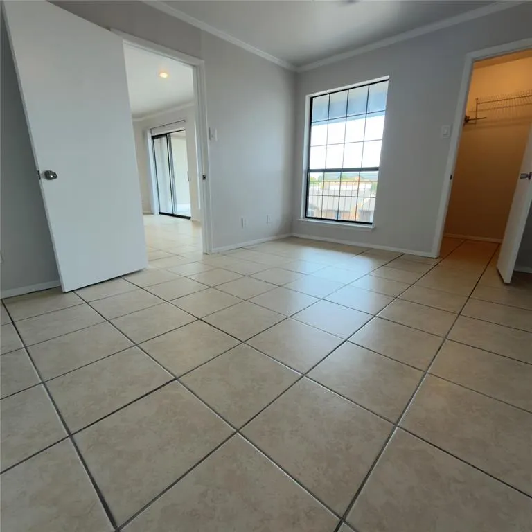 4488 Chaha Road #204