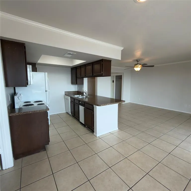 4488 Chaha Road #204