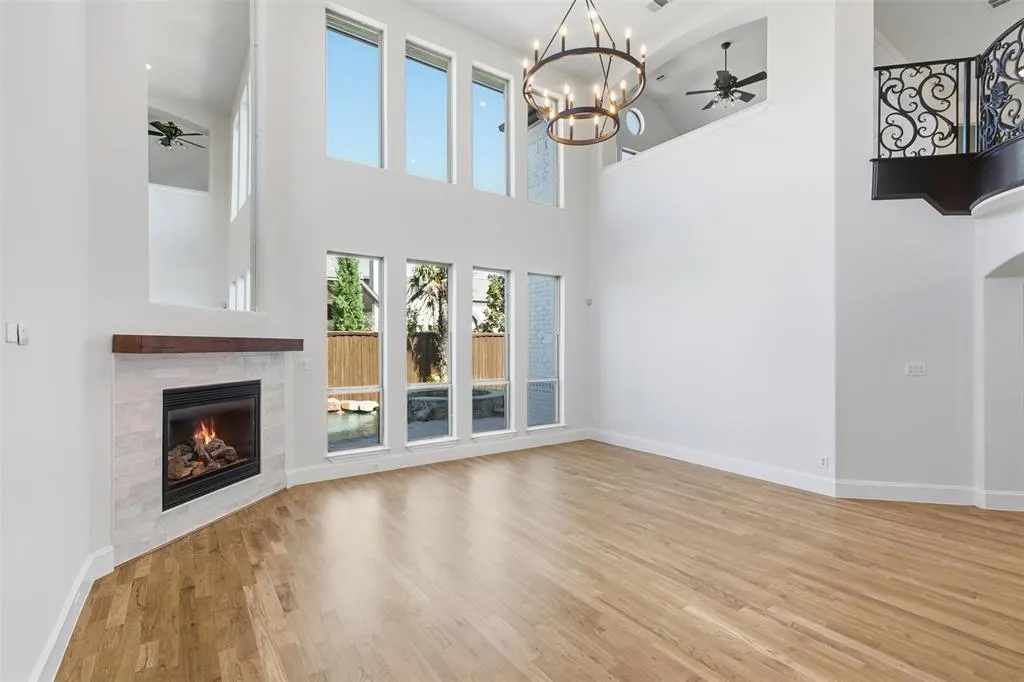 4012 Glenhurst Lane