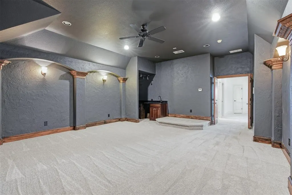 4012 Glenhurst Lane