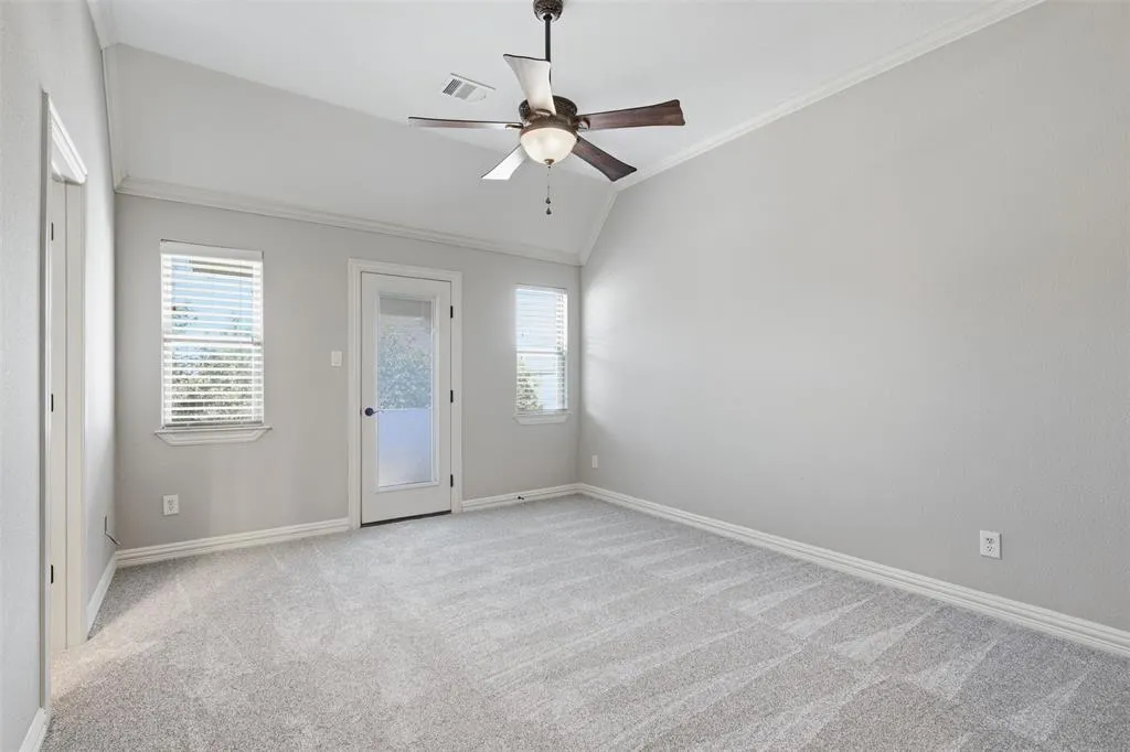 4012 Glenhurst Lane