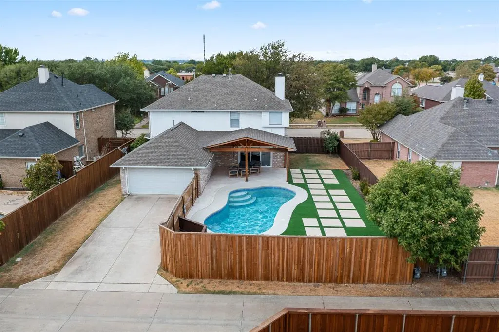 1314 Kenshire Court
