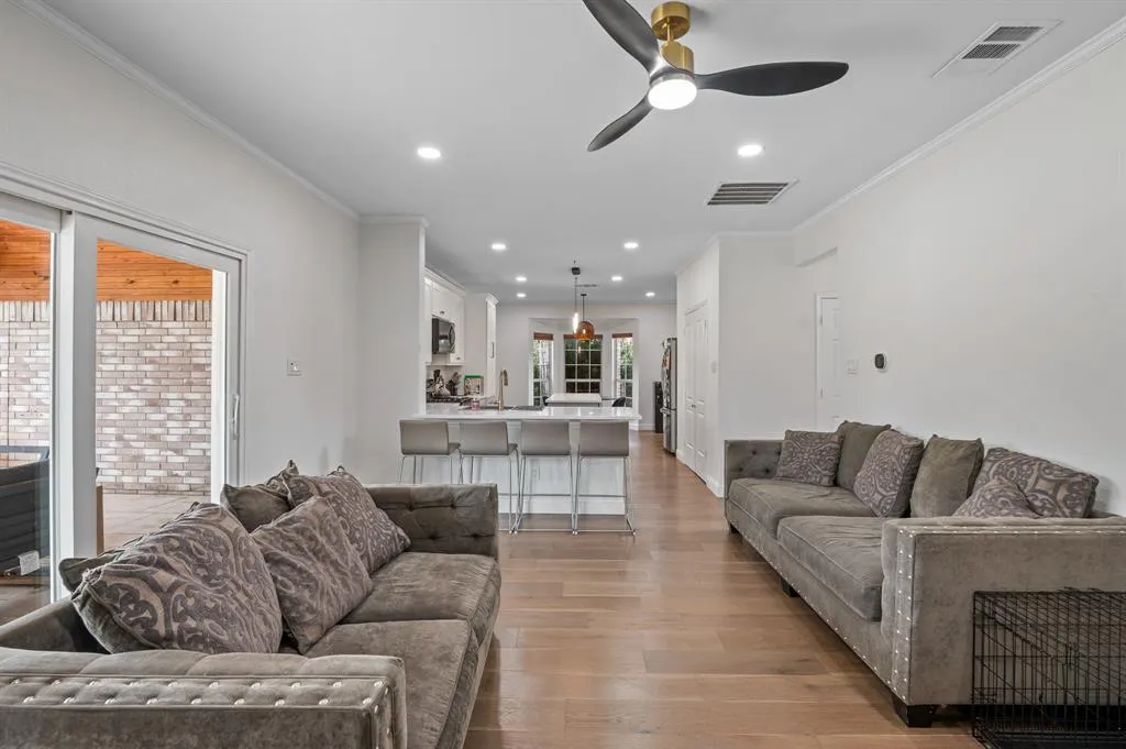 1314 Kenshire Court
