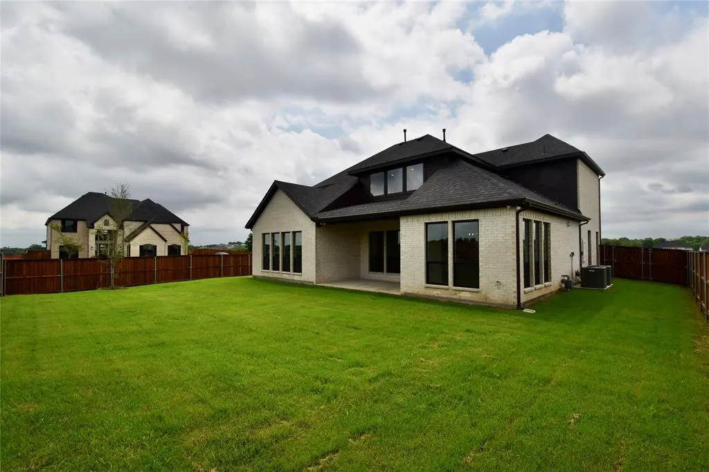 4001 CECILO Drive