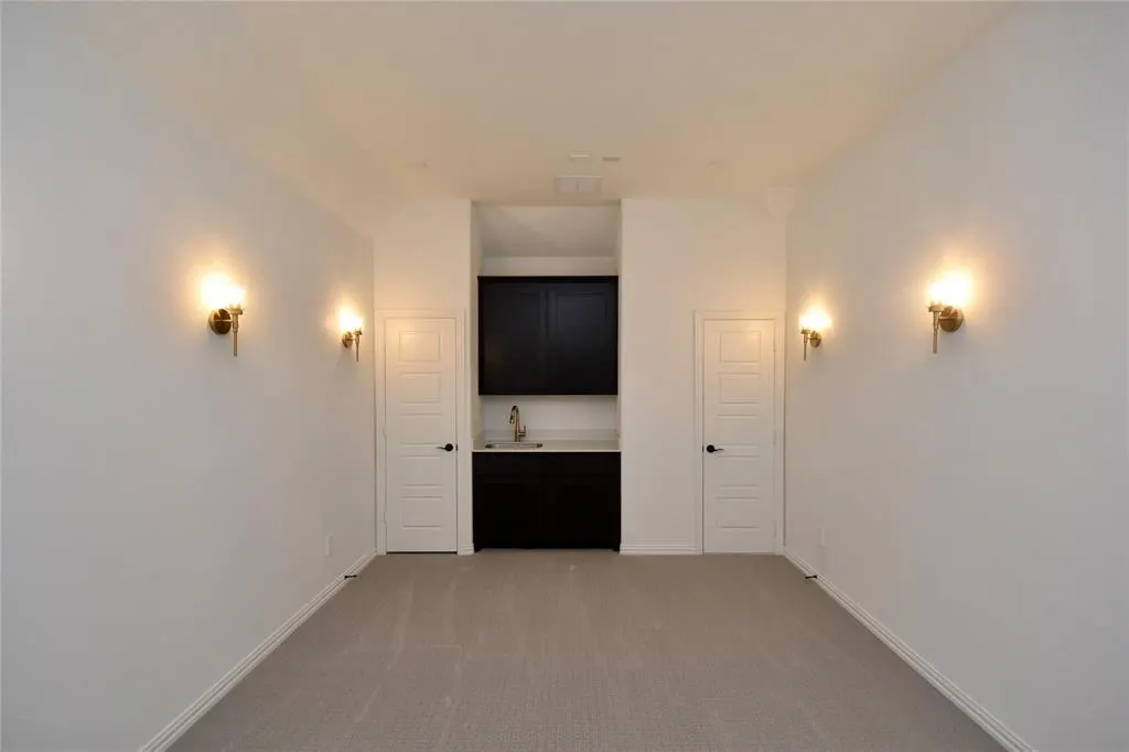 4001 CECILO Drive