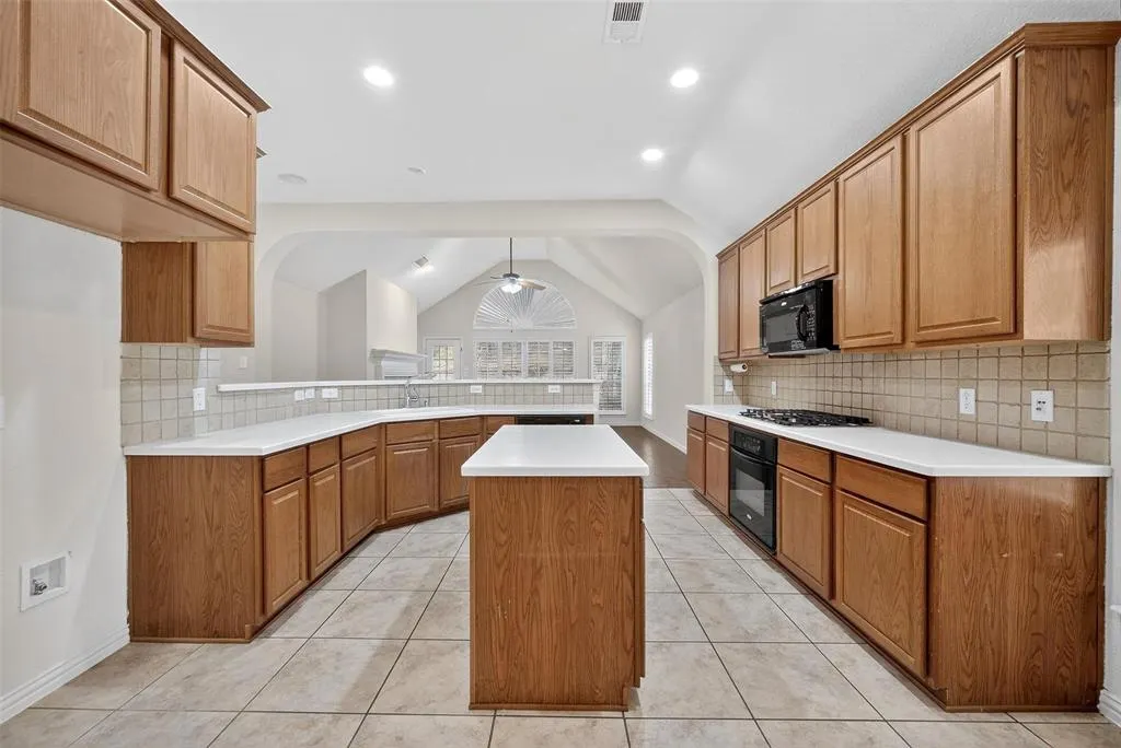 2408 Barranca Way