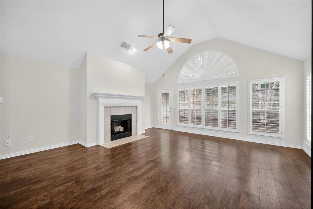 2408 Barranca Way