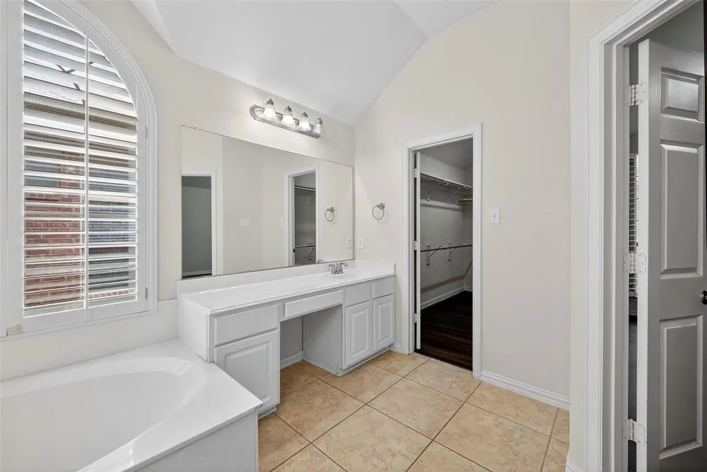 2408 Barranca Way