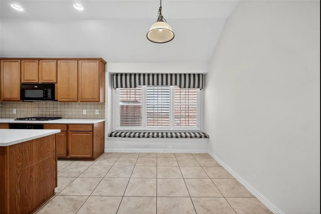 2408 Barranca Way