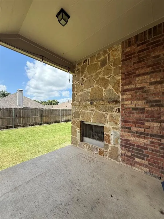 5709 Centeridge Lane