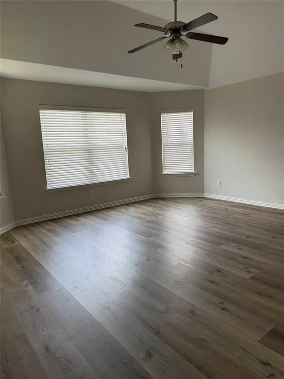 5709 Centeridge Lane