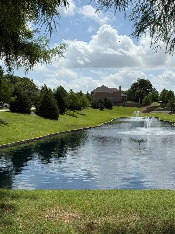 5709 Centeridge Lane
