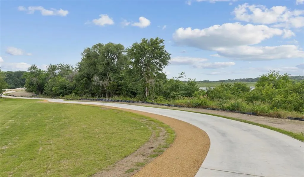 4816 Tenkara Lane
