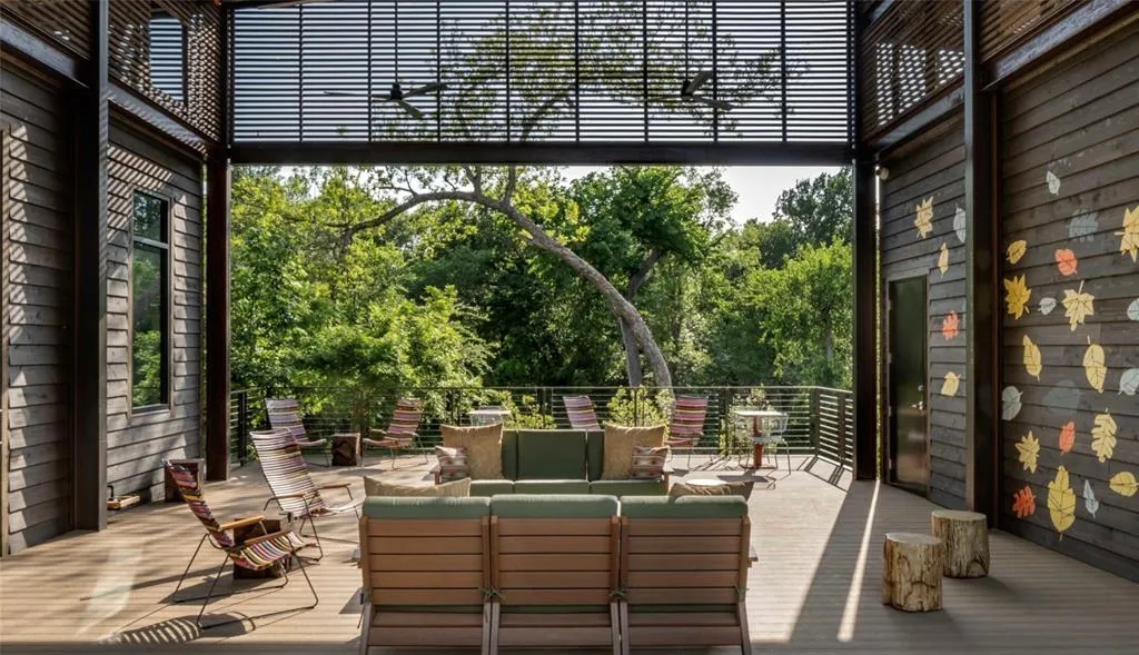 4816 Tenkara Lane