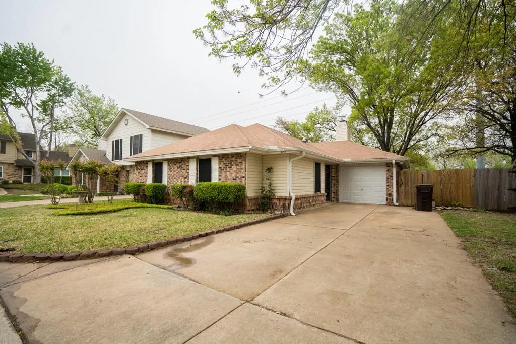 3104 Boxwood Lane