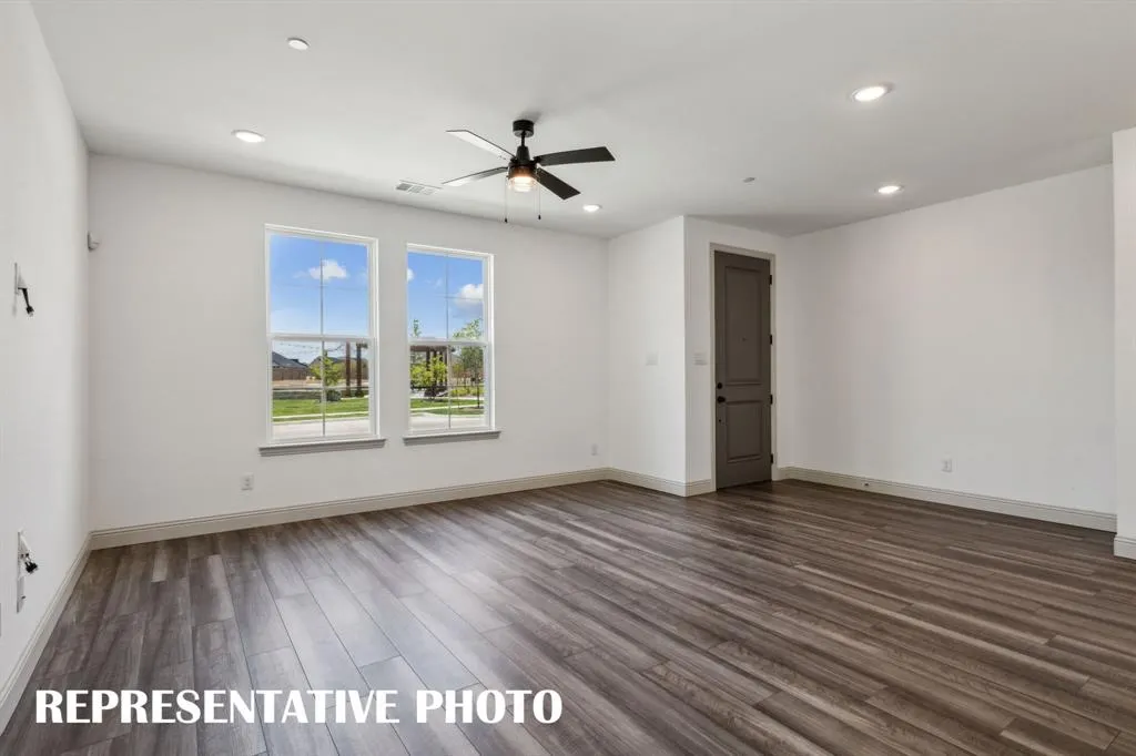 1039 Splitrock Drive