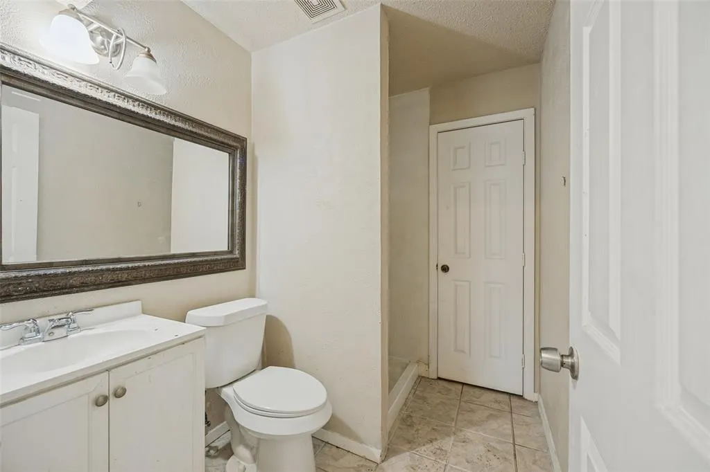 1601 Wendy Way