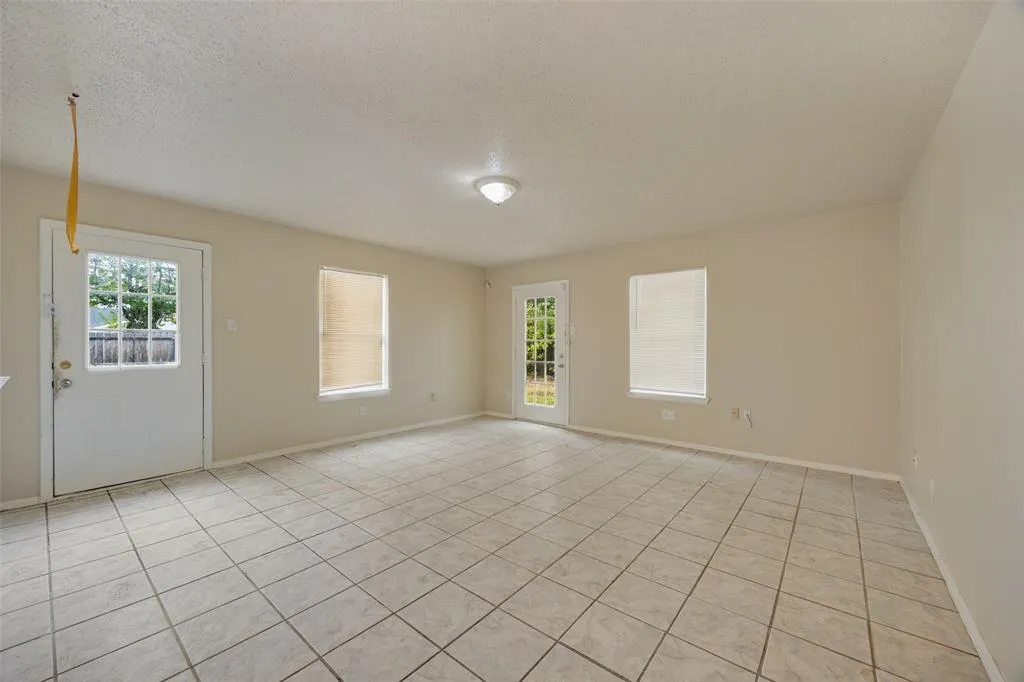 1601 Wendy Way