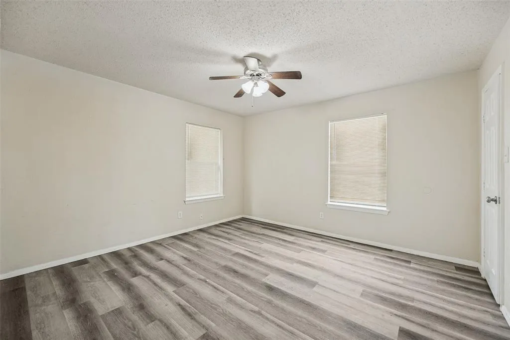 1601 Wendy Way