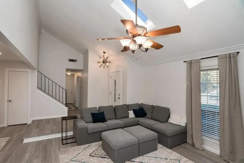 2116 Oak Brook Drive
