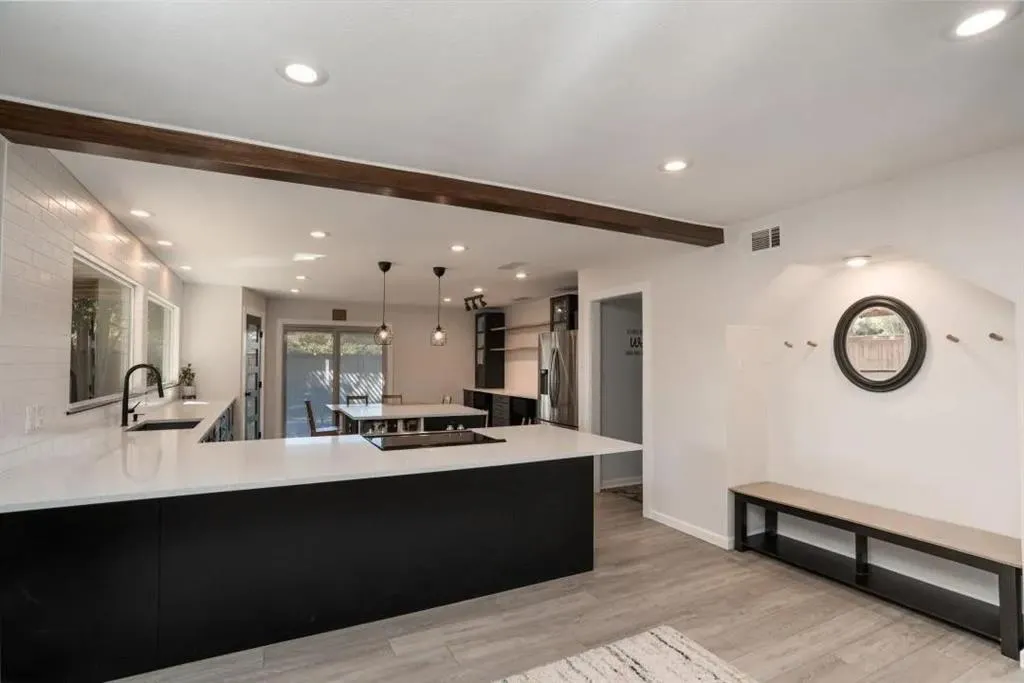2116 Oak Brook Drive