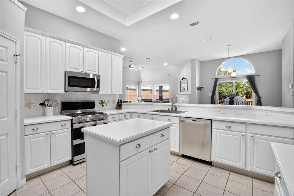 10908 Shadow Brook Lane