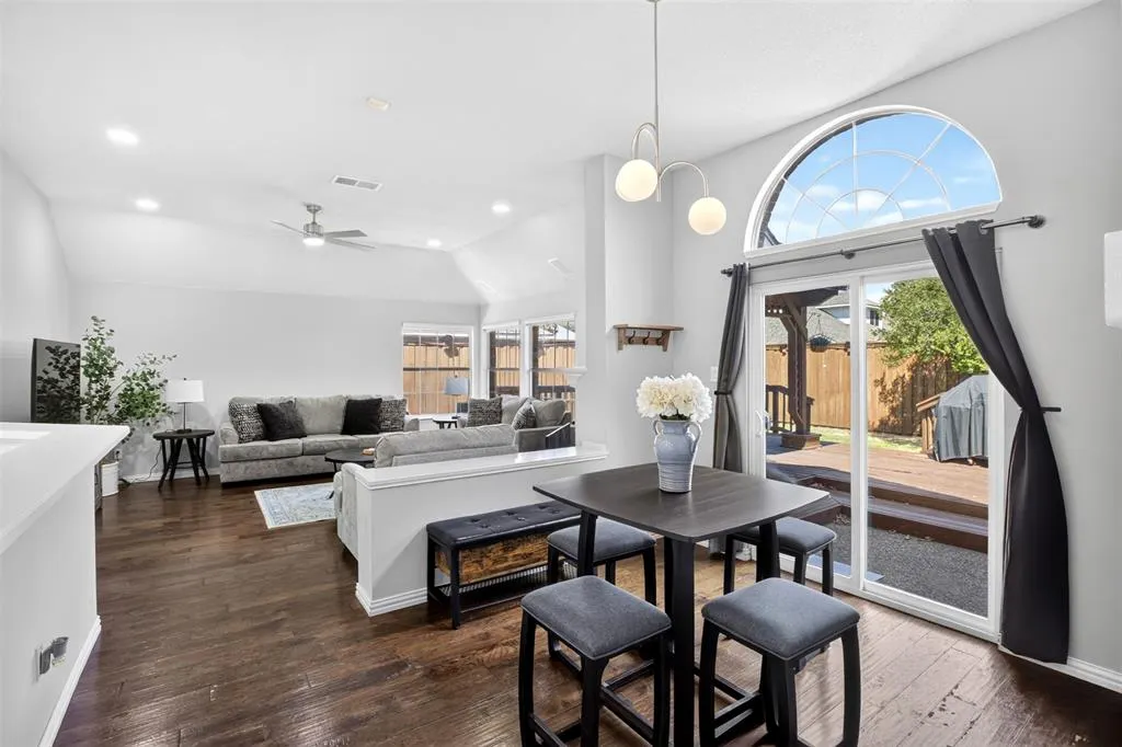 10908 Shadow Brook Lane